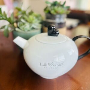 Berghoff Lover White Teapot with Black Heart Handle/lid